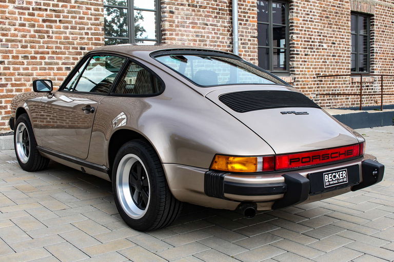 Porsche 911 SC