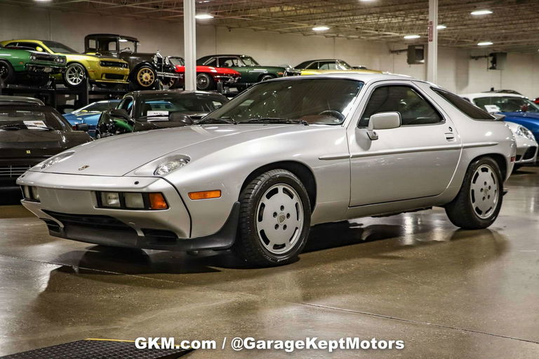Porsche 928 S