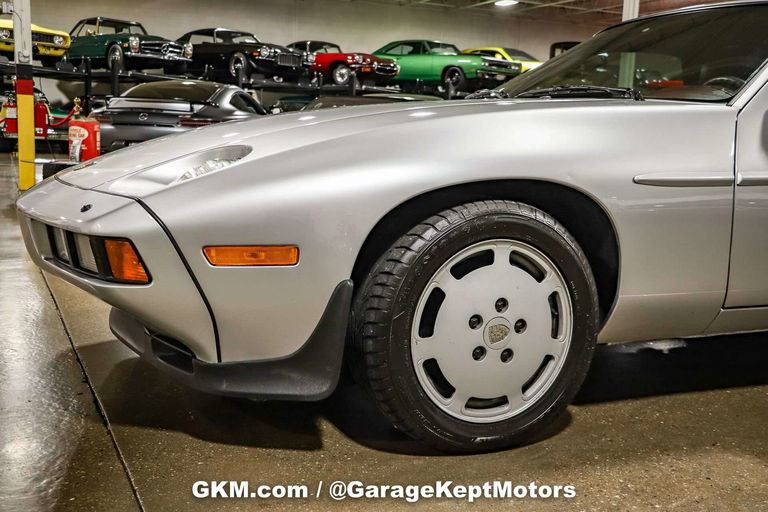 Porsche 928 S