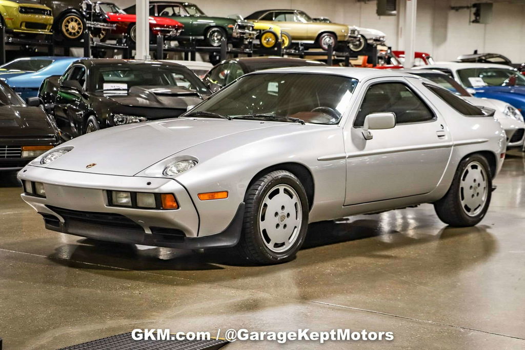 Porsche 928 S