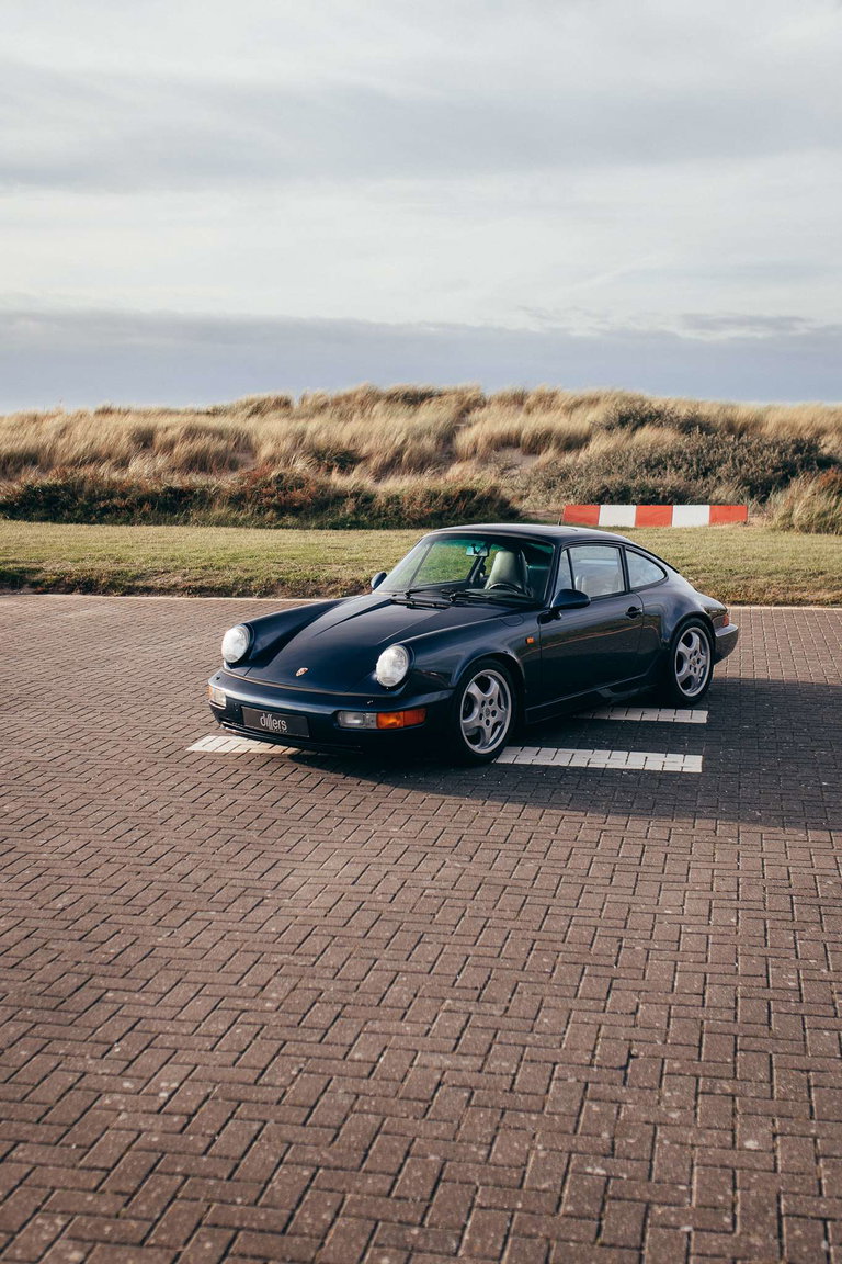 Porsche 964 Carrera 4
