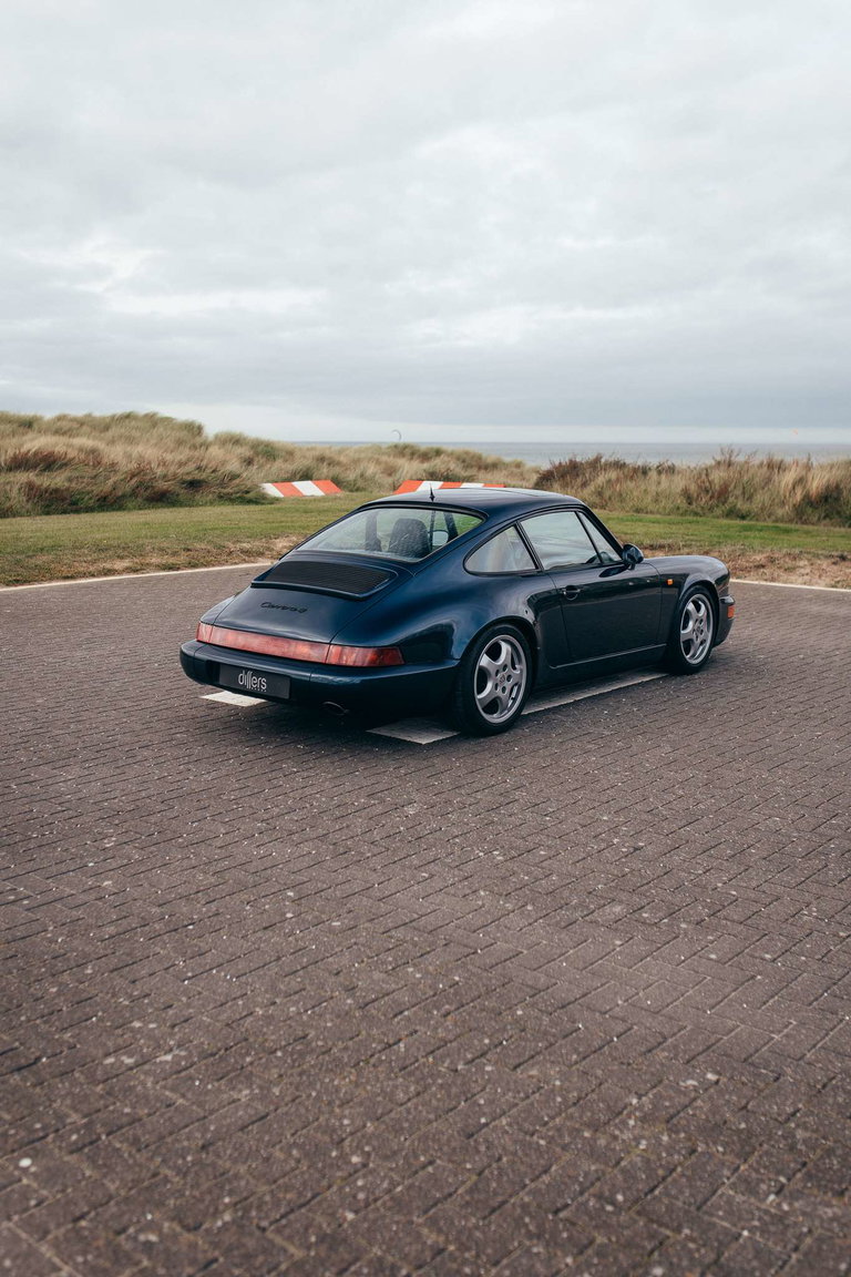 Porsche 964 Carrera 4