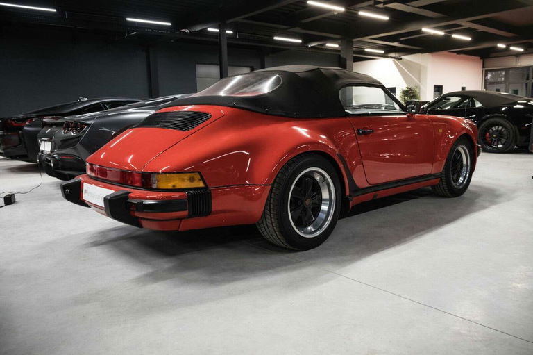 Porsche 911 Carrera 3.2 Speedster