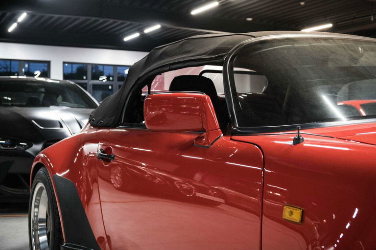 Porsche 911 Carrera 3.2 Speedster