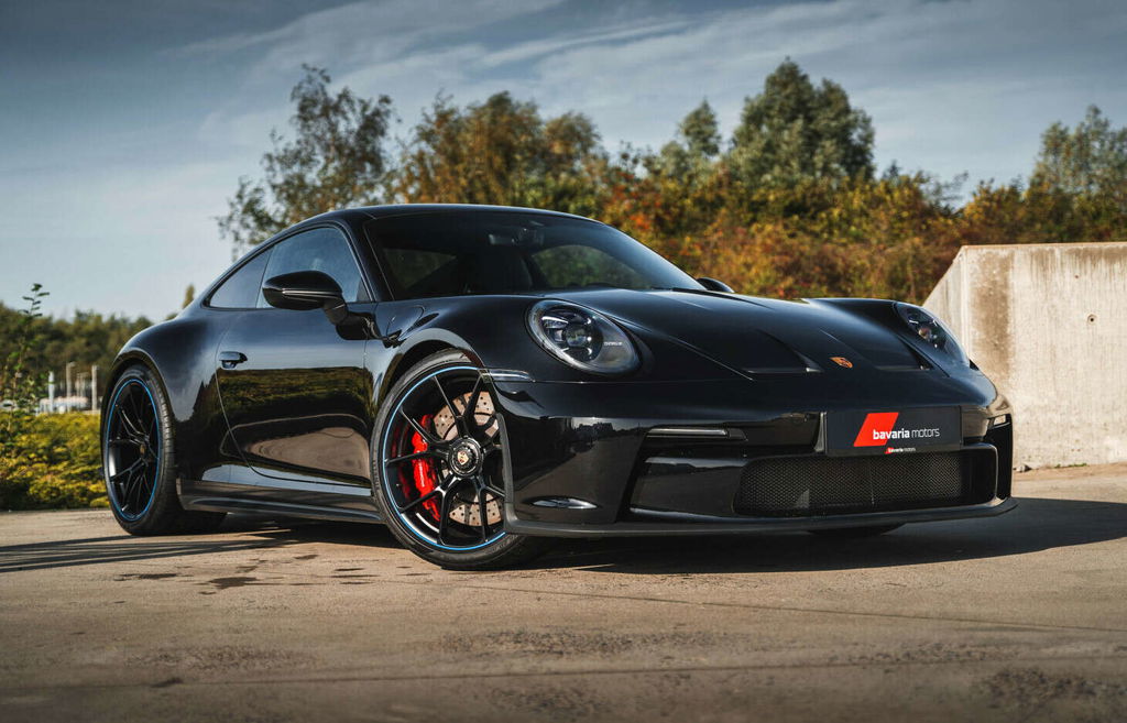 Porsche 992 GT3 Touring
