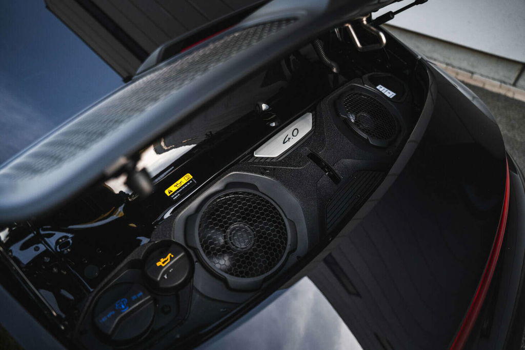 Porsche 992 GT3 Touring