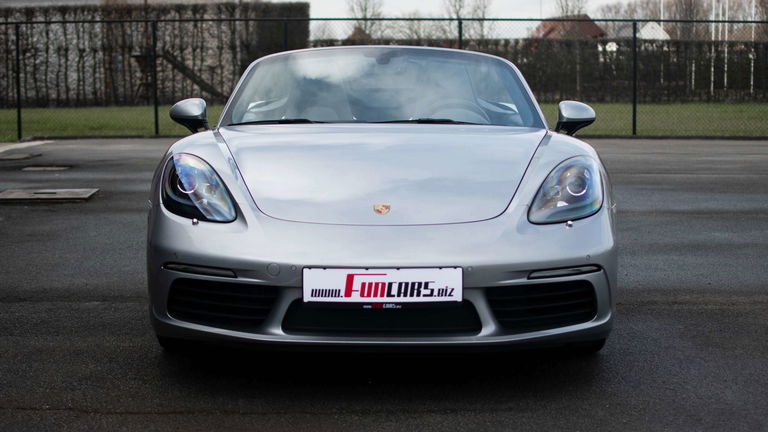 Porsche 718 Boxster