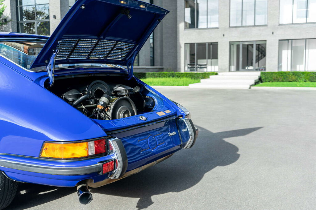 Porsche 911 E