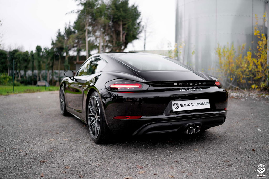 Porsche 718 Cayman S