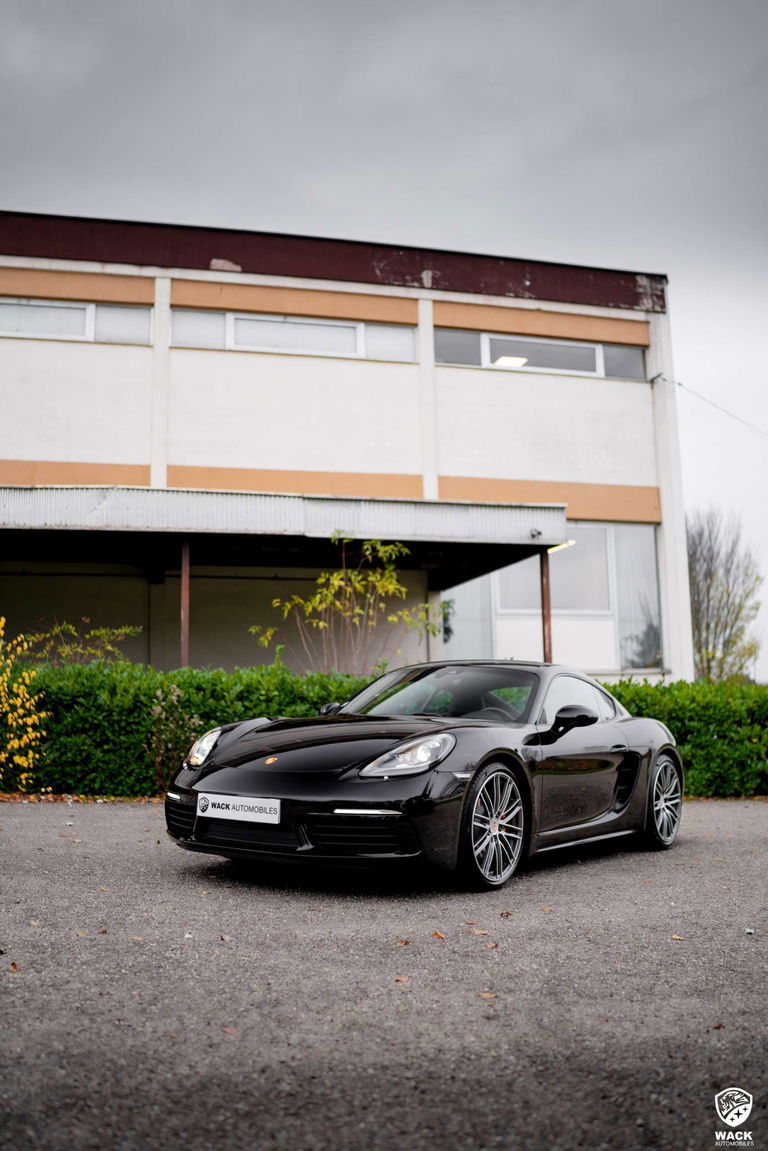 Porsche 718 Cayman S