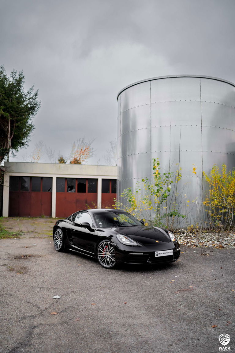 Porsche 718 Cayman S