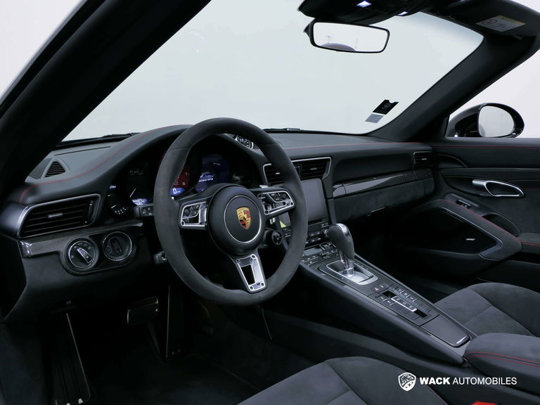 Porsche 991.2 Carrera GTS