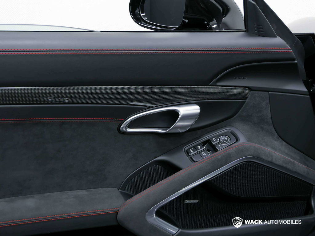 Porsche 991.2 Carrera GTS