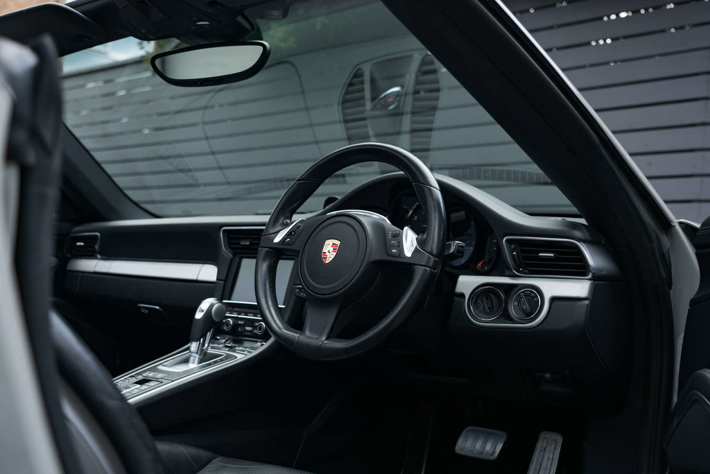 Porsche 991 Carrera