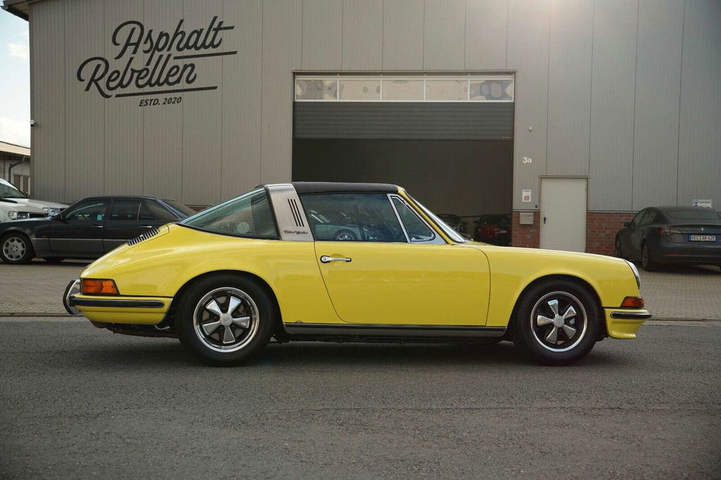 Porsche 911 S (F-Modell)