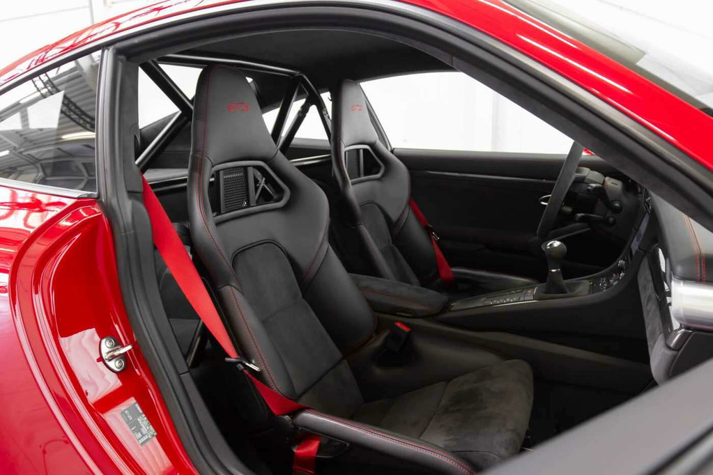 Porsche 991.2 Carrera GTS
