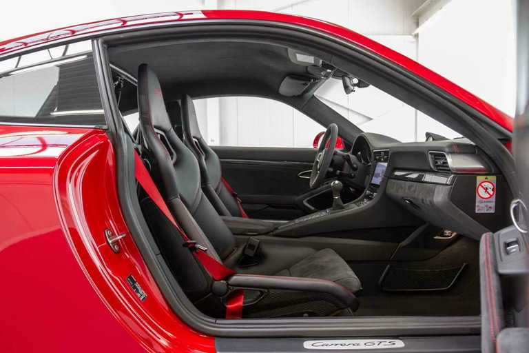 Porsche 991.2 Carrera GTS