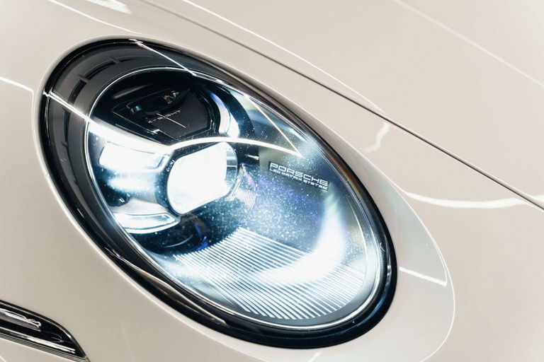 Porsche 992 Carrera 4S