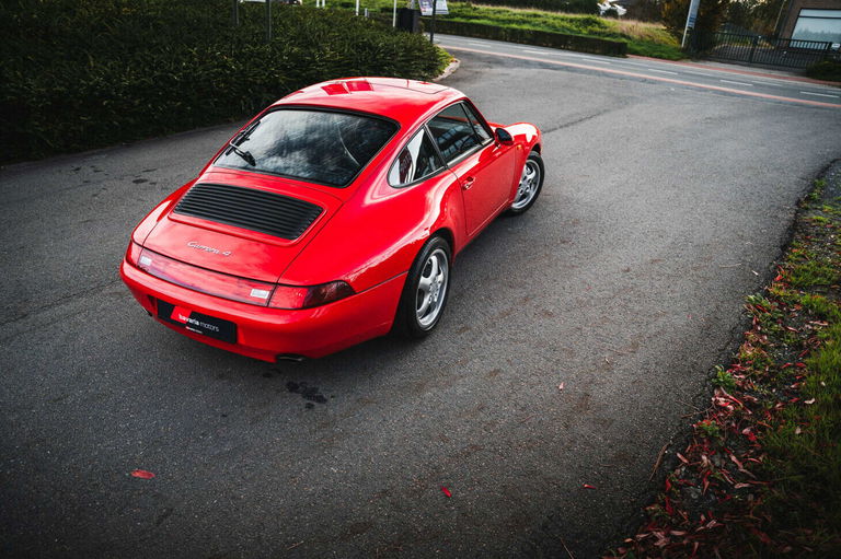 Porsche 993 Carrera 4