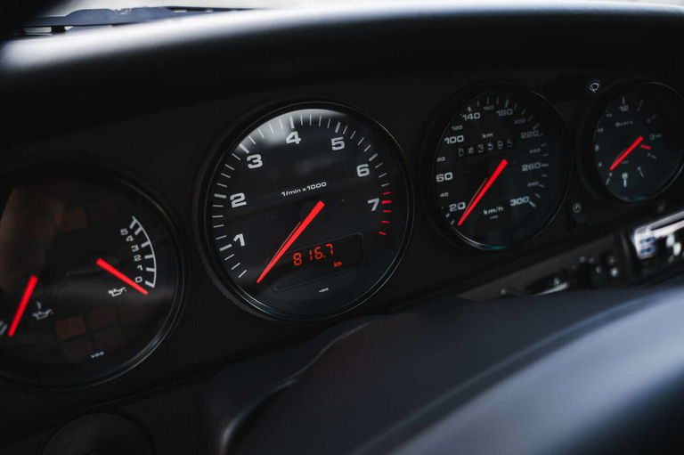 Porsche 993 Carrera 4