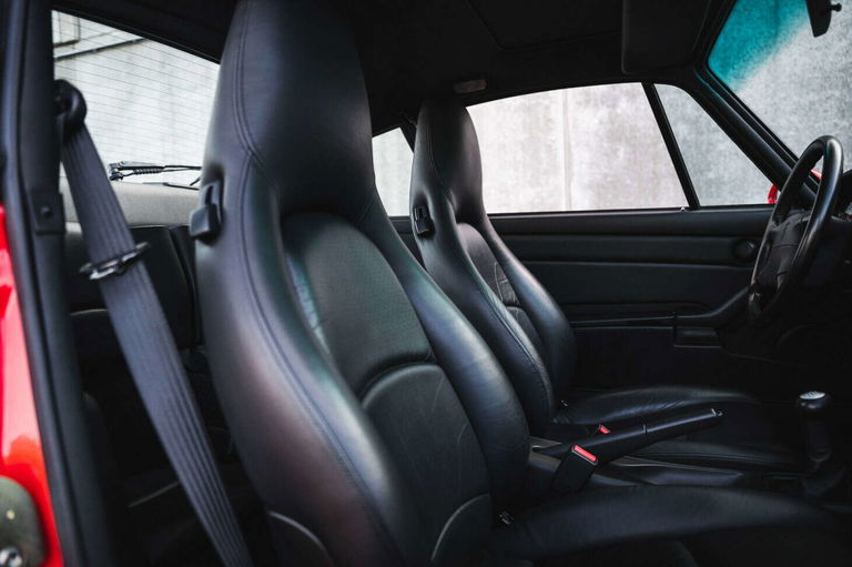 Porsche 993 Carrera 4