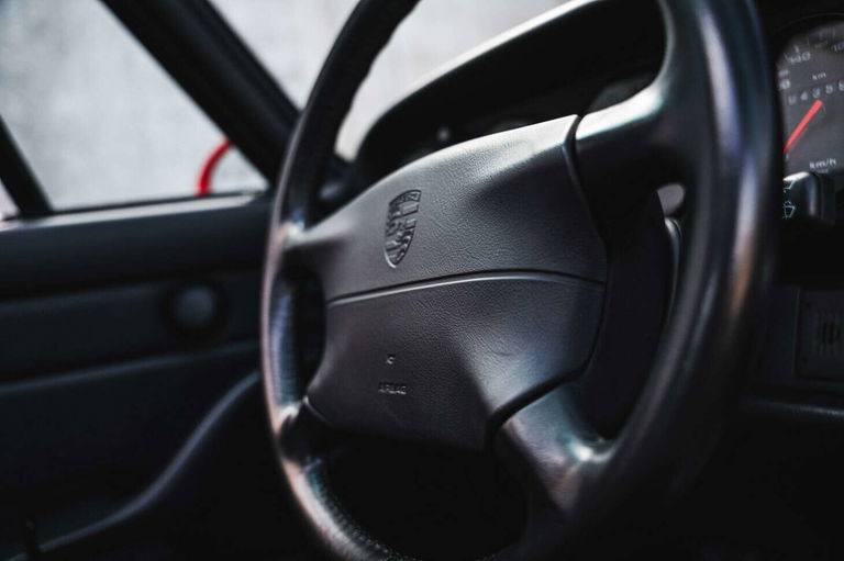 Porsche 993 Carrera 4