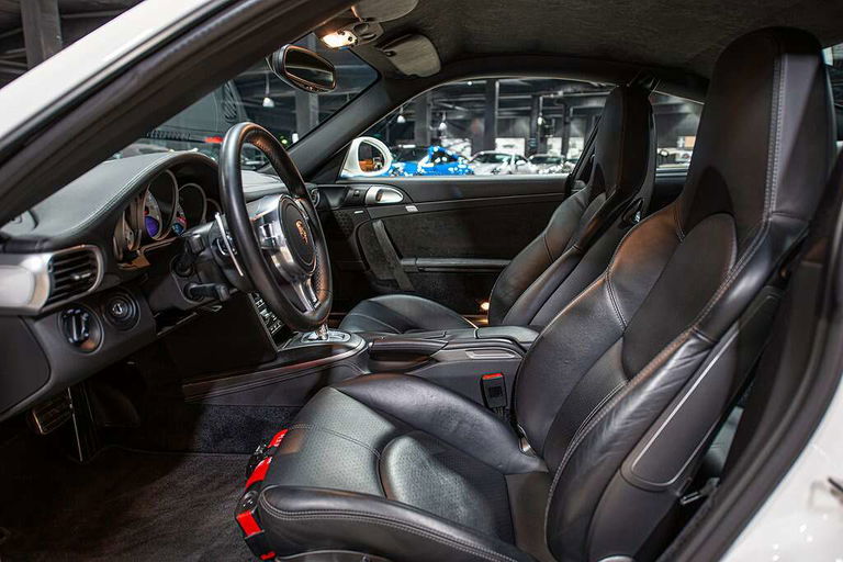 Porsche 997.2 Carrera 4S