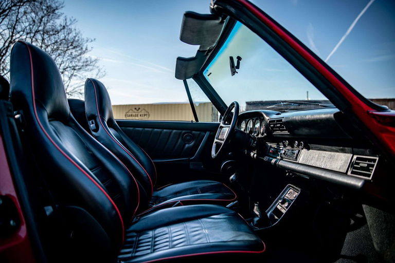 Porsche 911 Carrera 3.2 (US)