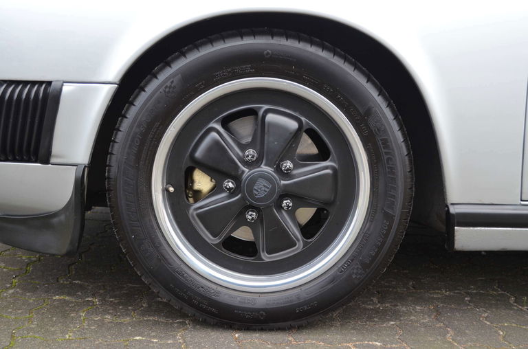 Porsche 911 Carrera 3,0