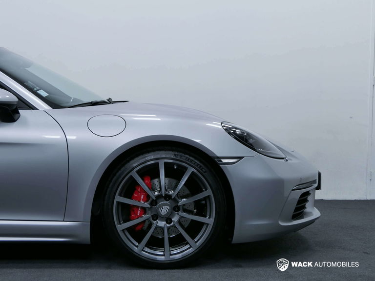 Porsche 718 Boxster S