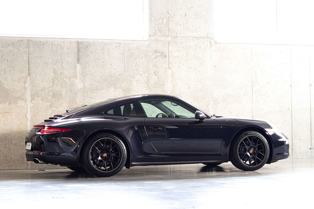 Porsche 991 Carrera 4