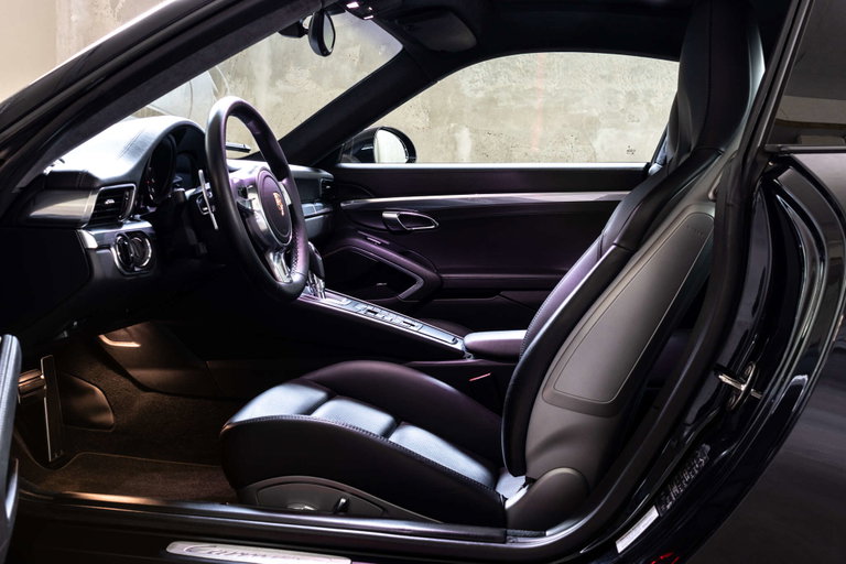Porsche 991 Carrera 4
