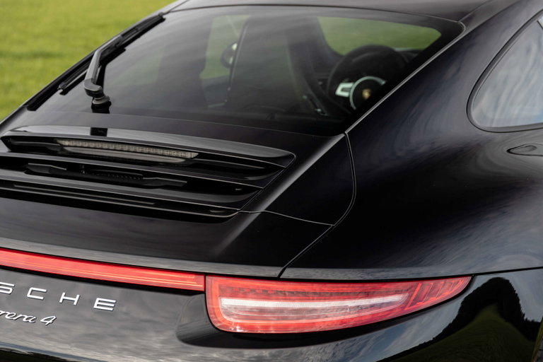 Porsche 991 Carrera 4