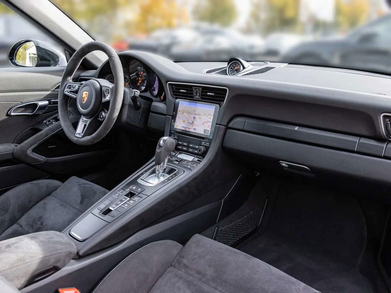 Porsche 991.2 Carrera 4 GTS