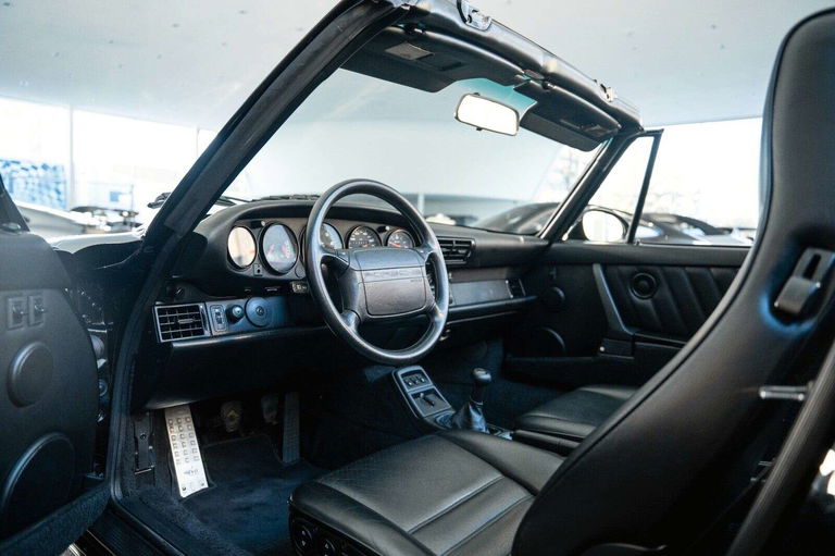 Porsche 964 Carrera 2