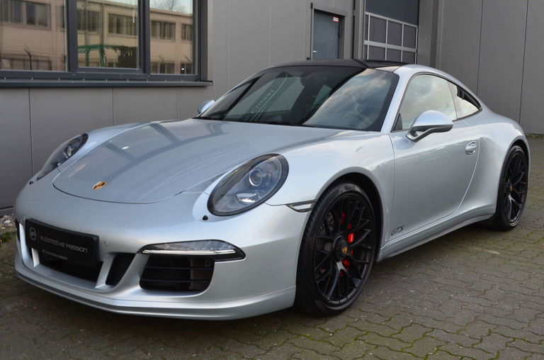 Porsche 991 Carrera GTS