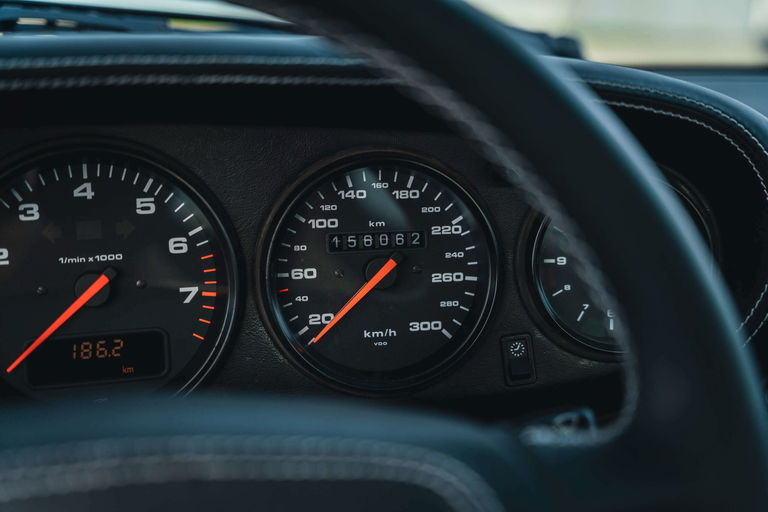 Porsche 993 Carrera 4