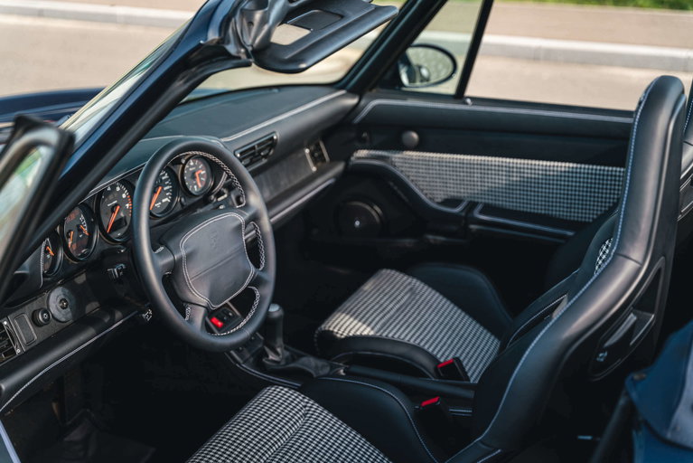 Porsche 993 Carrera 4