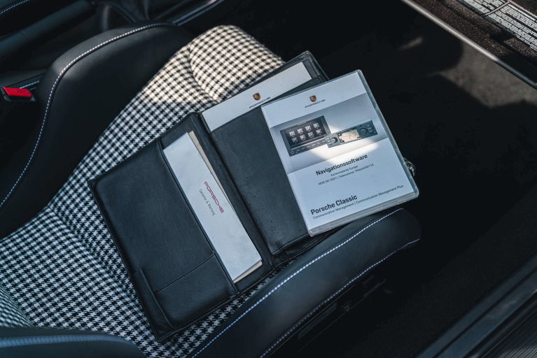 Porsche 993 Carrera 4