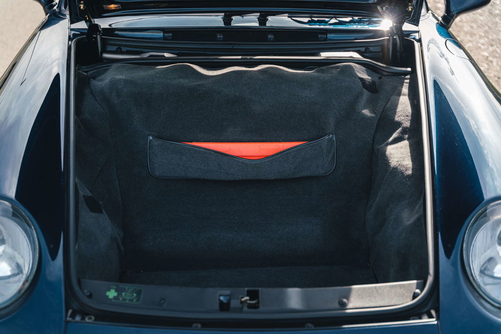 Porsche 993 Carrera 4