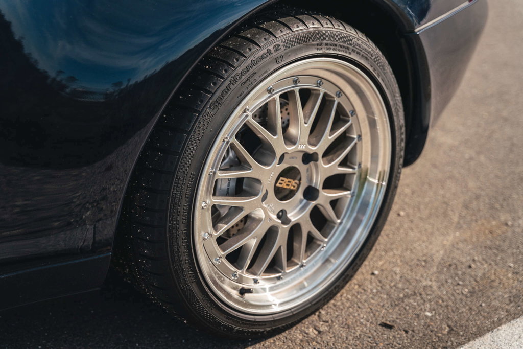 Porsche 993 Carrera 4