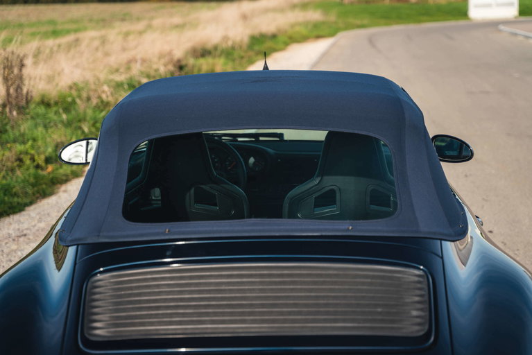 Porsche 993 Carrera 4