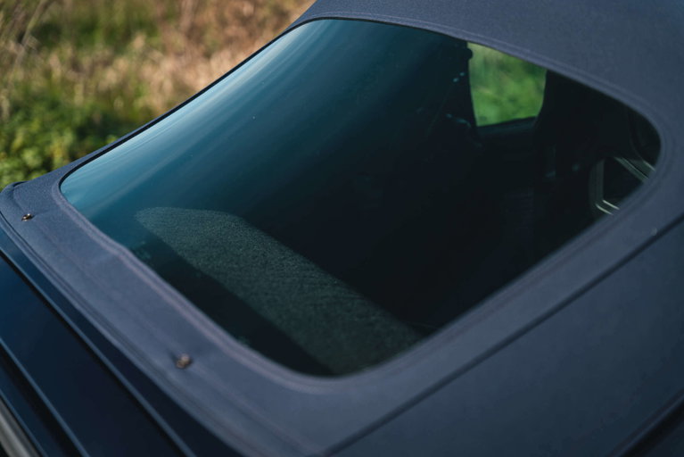 Porsche 993 Carrera 4