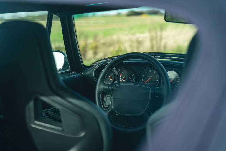 Porsche 993 Carrera 4