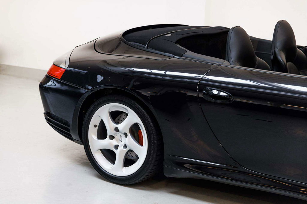 Porsche 996 Carrera 4S