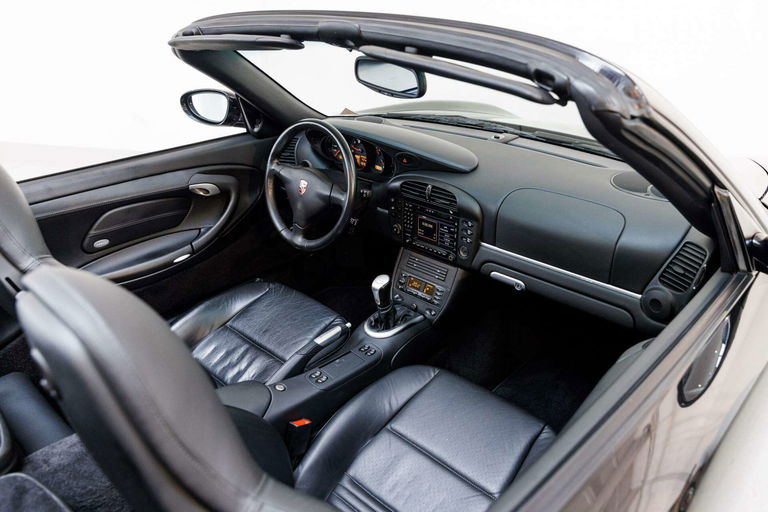 Porsche 996 Carrera 4S