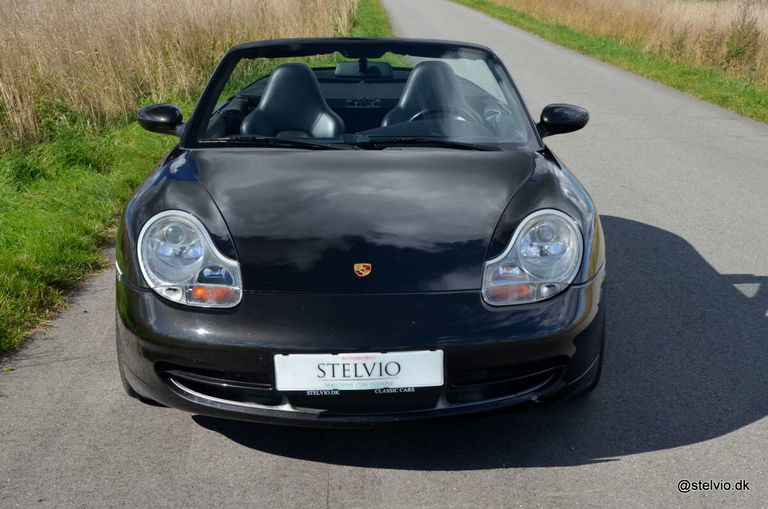 Porsche 996 Carrera 4
