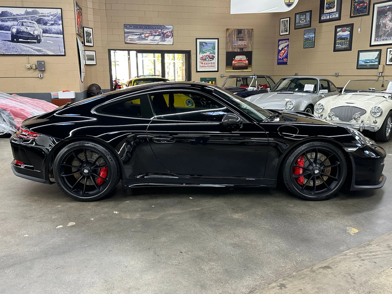 Porsche 991 GT3 Touring