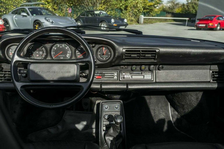 Porsche 911 Carrera 3.2