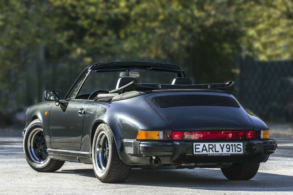 Porsche 911 Carrera 3.2